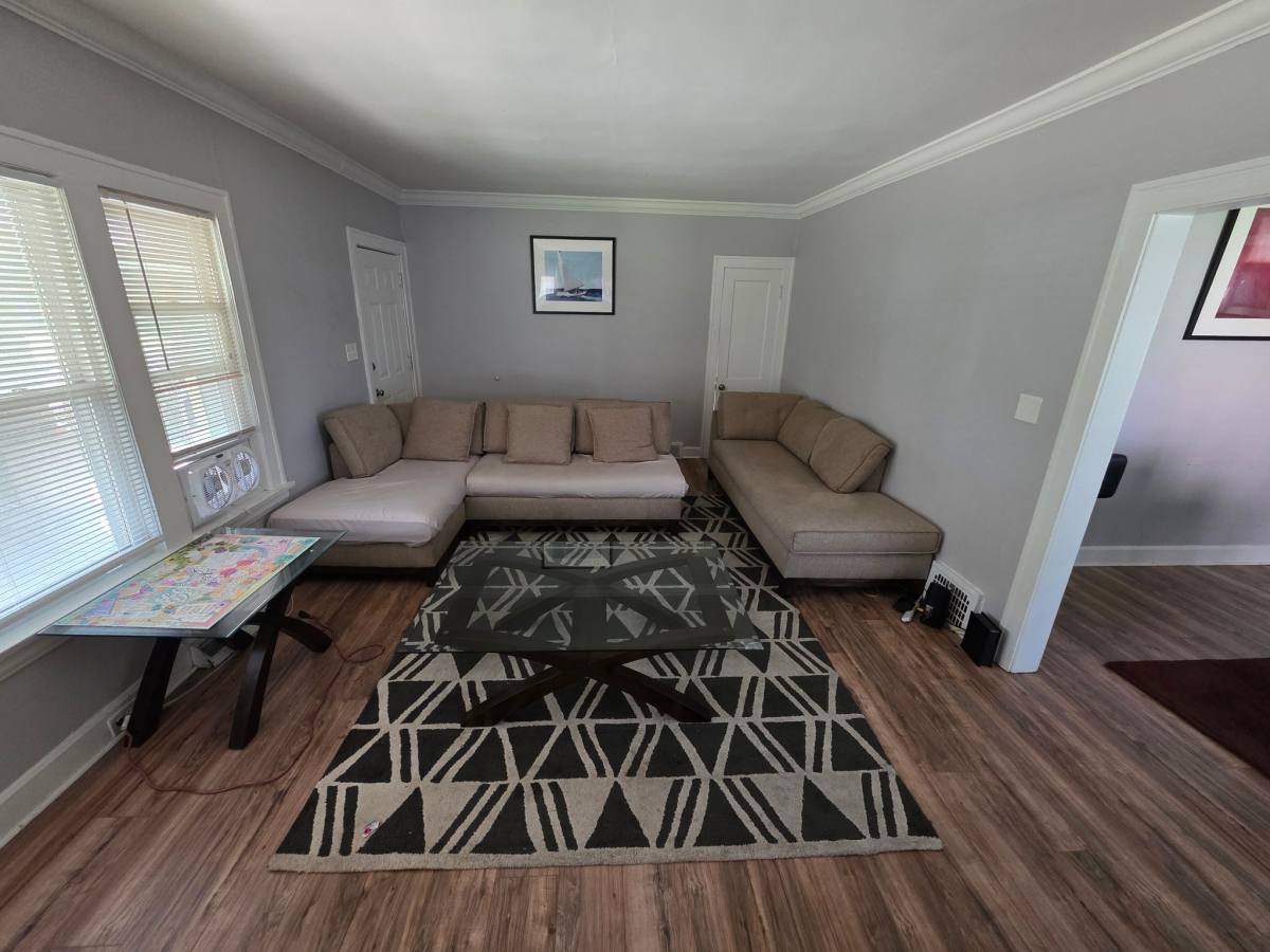 Apartment for rent at 2803 Avondale Ave #1, Cleveland, OH 44118