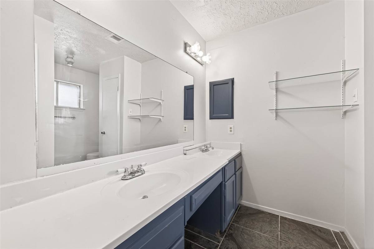 House for rent at 712 Beechbend Dr, Missouri City, TX 77489