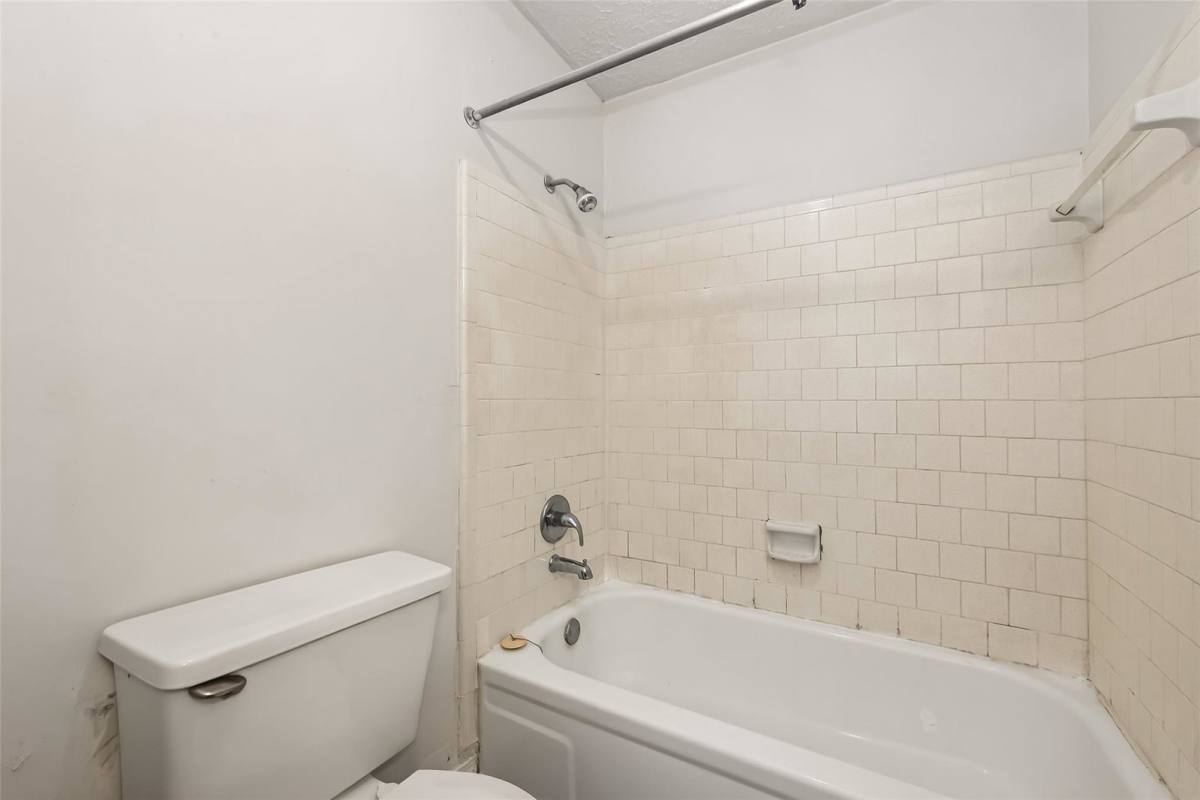 House for rent at 712 Beechbend Dr, Missouri City, TX 77489