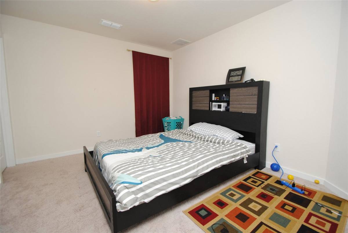 Apartment for rent at 7143 Clearwater Cove Dr, Cypress, TX 77433