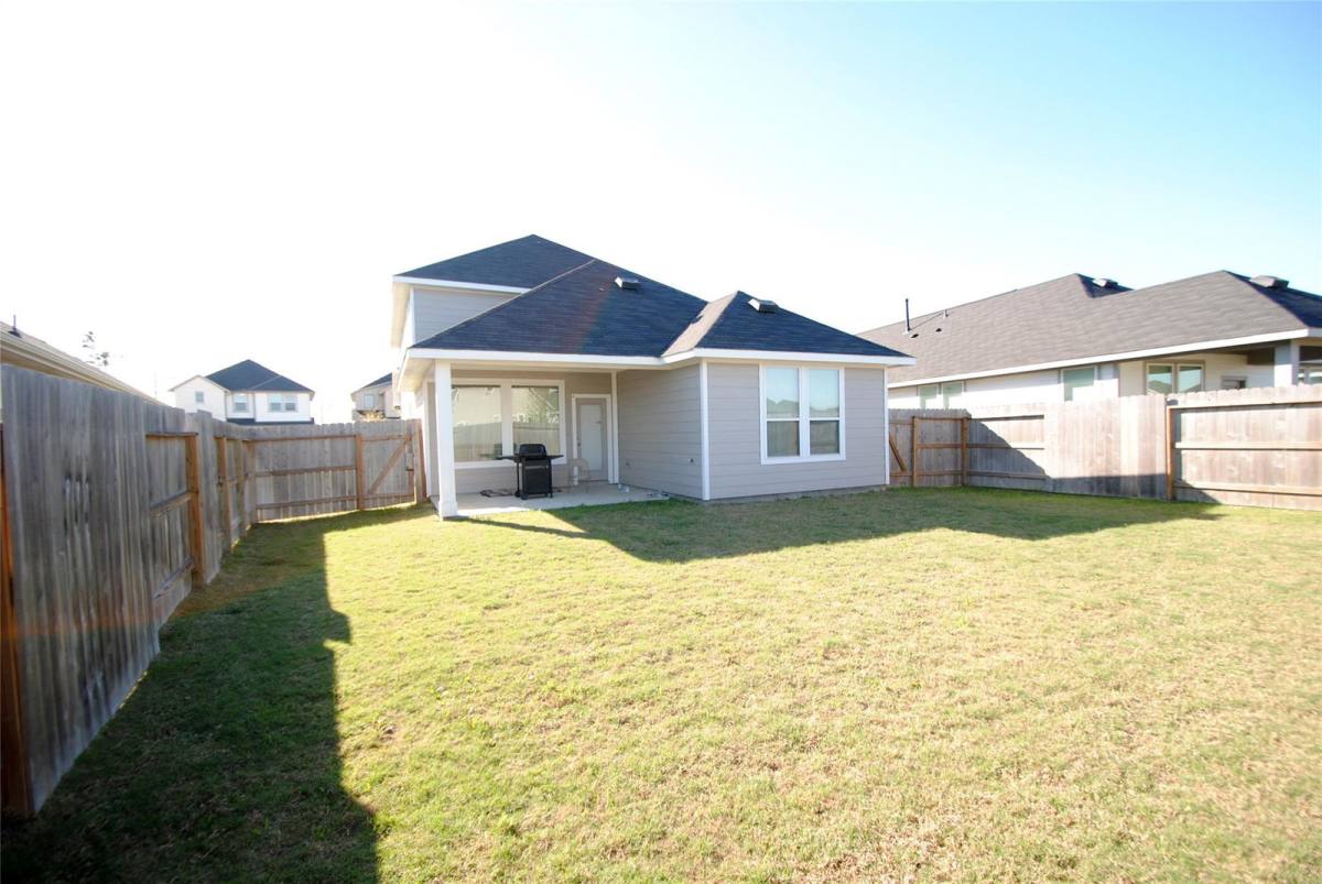 Apartment for rent at 7143 Clearwater Cove Dr, Cypress, TX 77433
