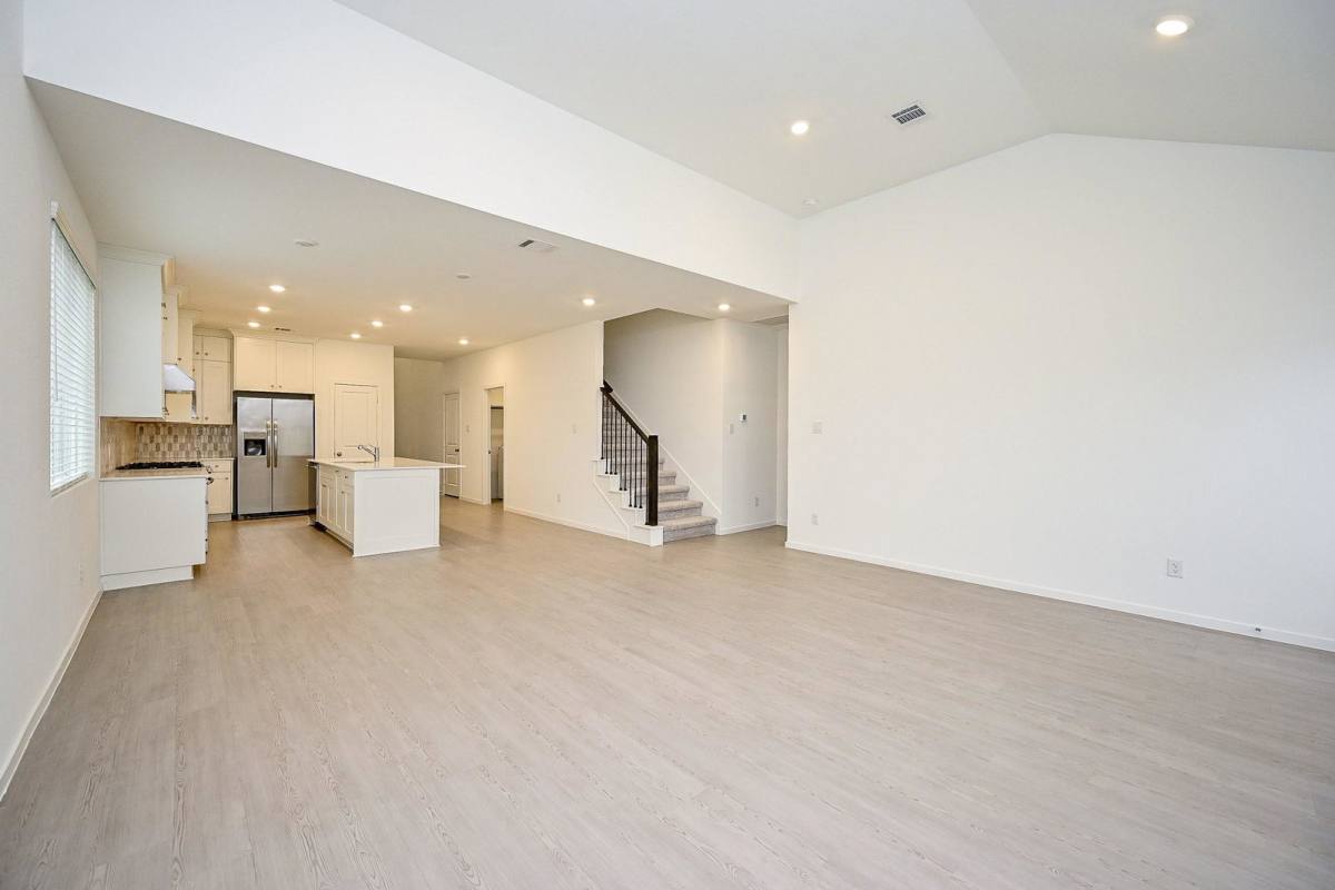 Apartment for rent at 6427 Seafoam Lake Dr, Katy, TX 77493