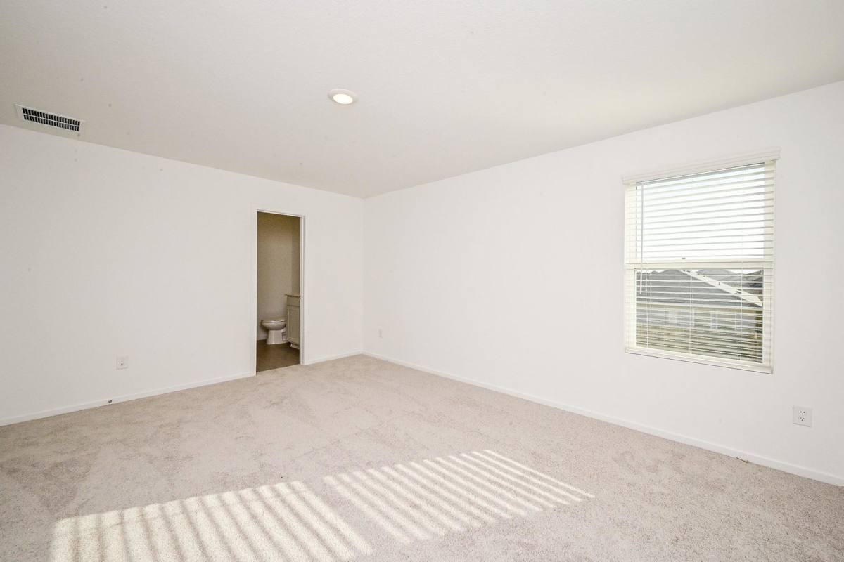 Apartment for rent at 5631 Pearl Vista Dr, Katy, TX 77493