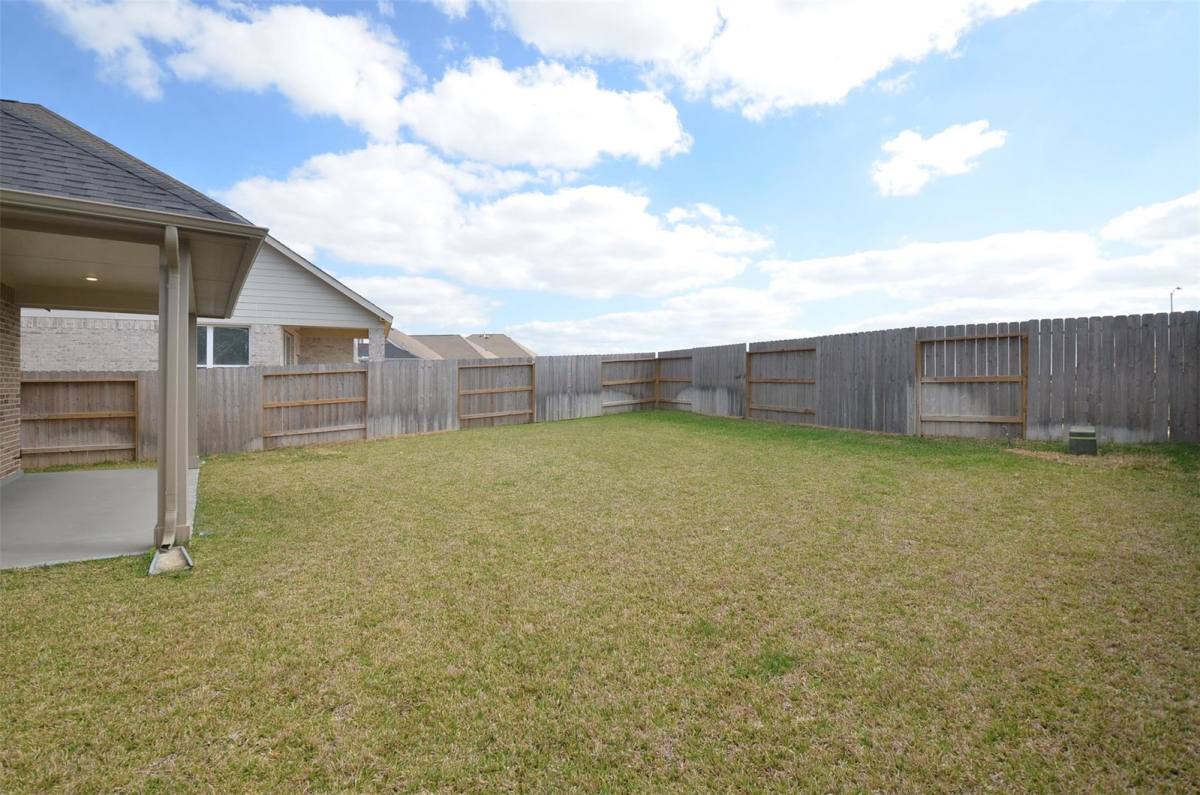 Apartment for rent at 5631 Pearl Vista Dr, Katy, TX 77493