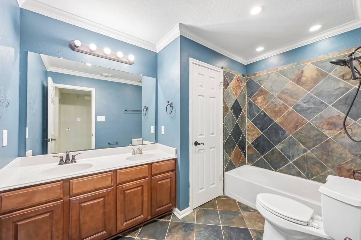 House for rent at 11306 English Rose Trail, Missouri City, TX 77459