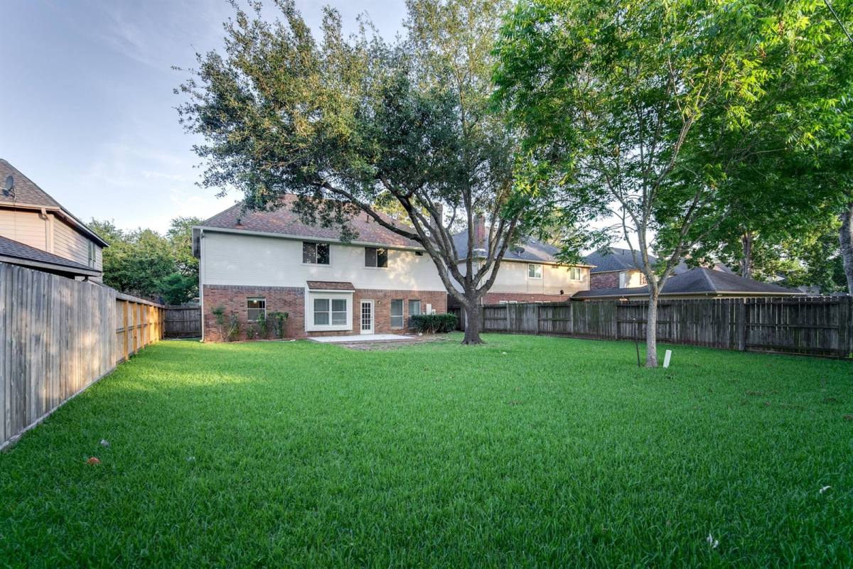 House for rent at 2713 Double Lake Dr, Missouri City, TX 77459
