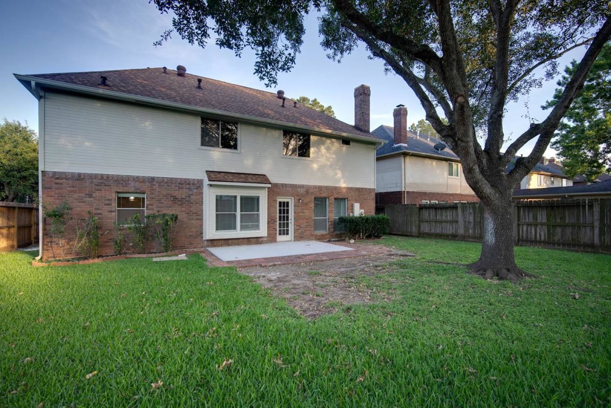 House for rent at 2713 Double Lake Dr, Missouri City, TX 77459