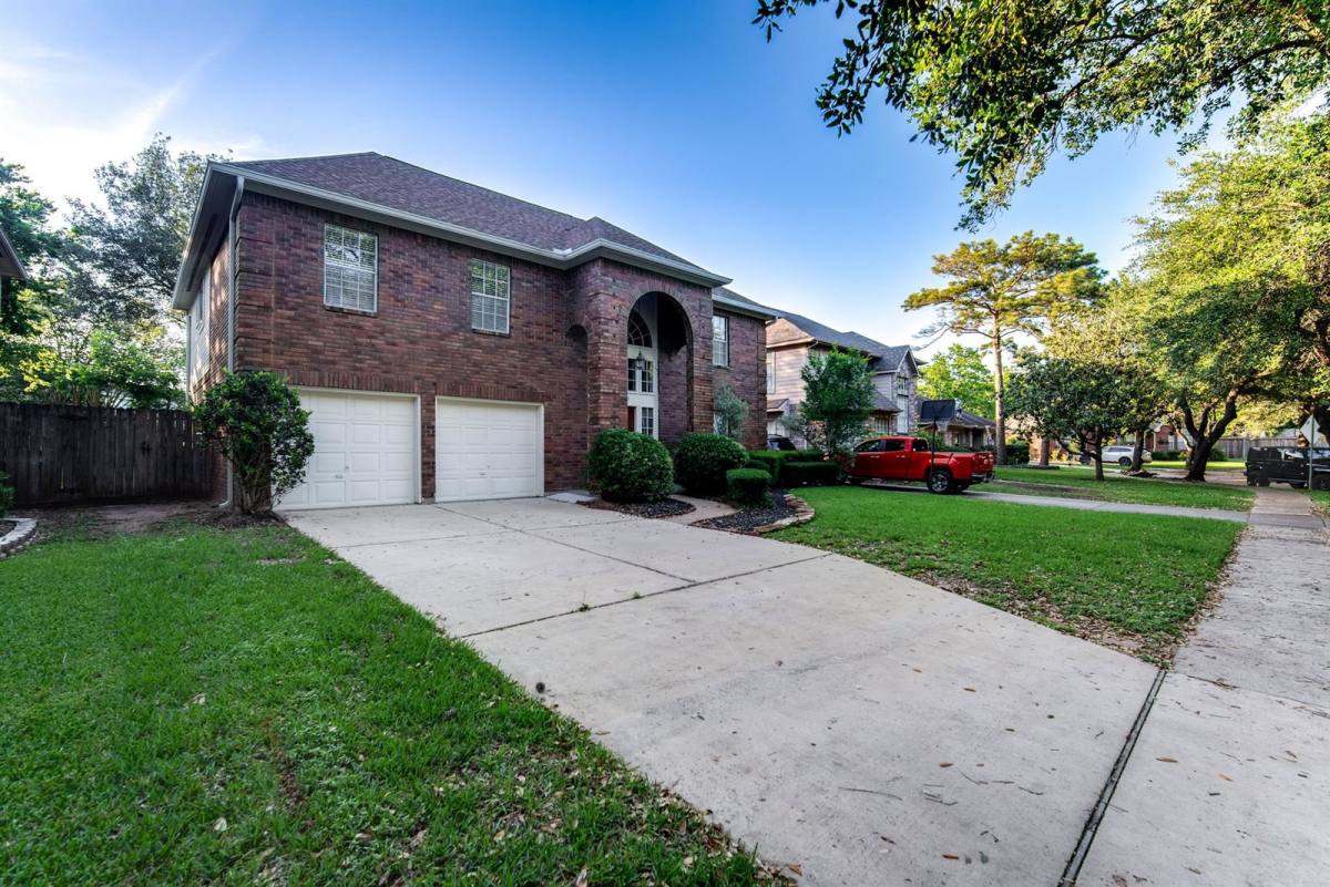 House for rent at 2713 Double Lake Dr, Missouri City, TX 77459