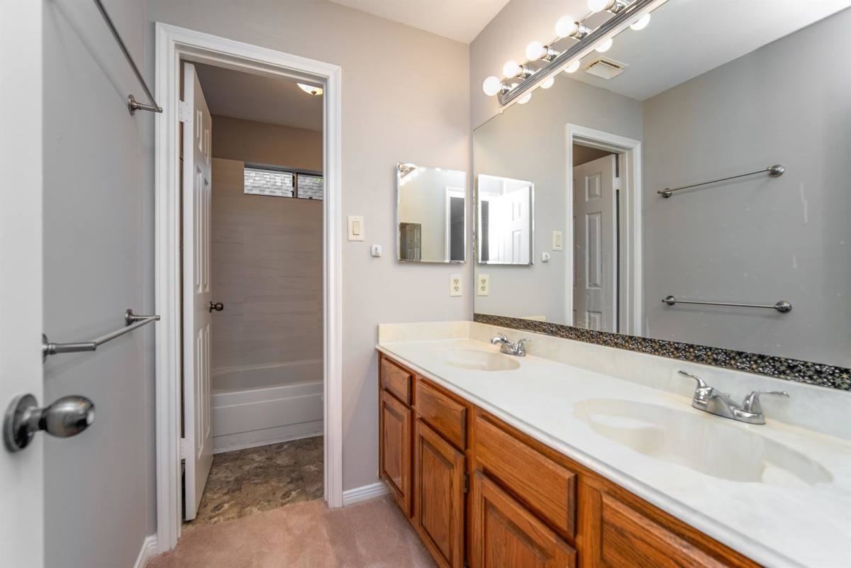 House for rent at 2713 Double Lake Dr, Missouri City, TX 77459