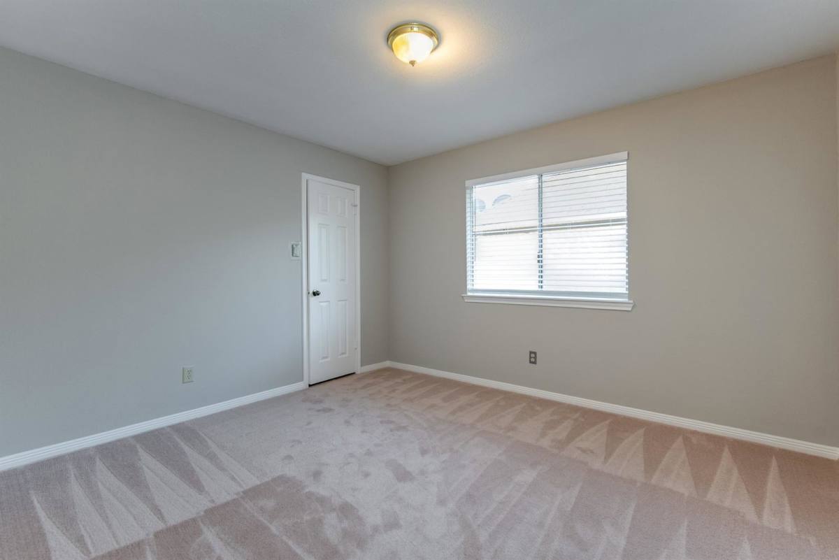 House for rent at 2713 Double Lake Dr, Missouri City, TX 77459