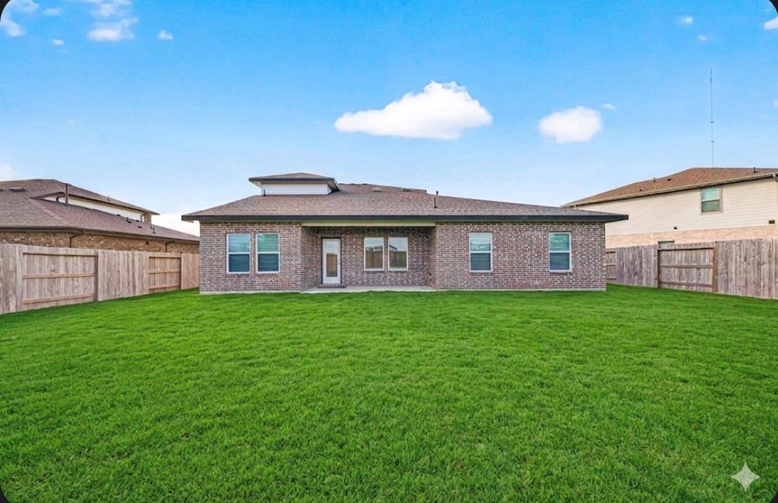 House for rent at 1109 Lakes Edge Lane, Missouri City, TX 77459
