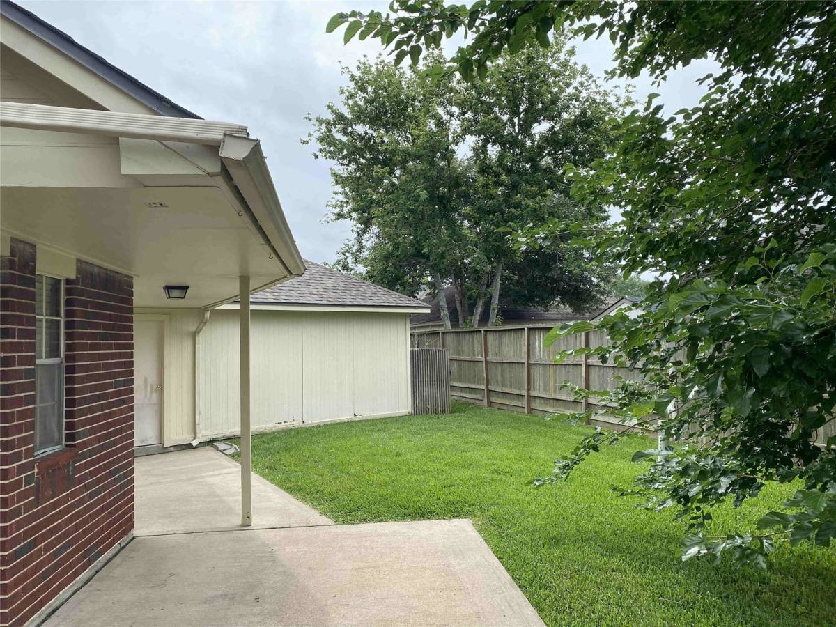 House for rent at 3211 Breckinridge Court, Missouri City, TX 77459