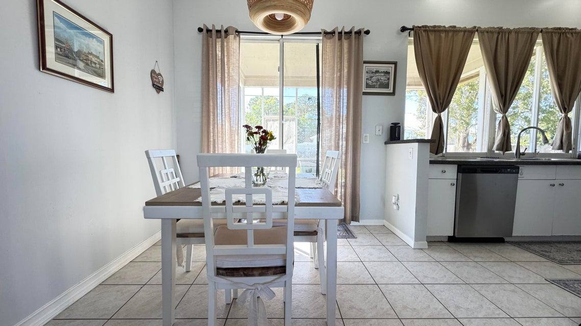 House for rent at 2144 SW Vista Rd, Port Saint Lucie, FL 34953