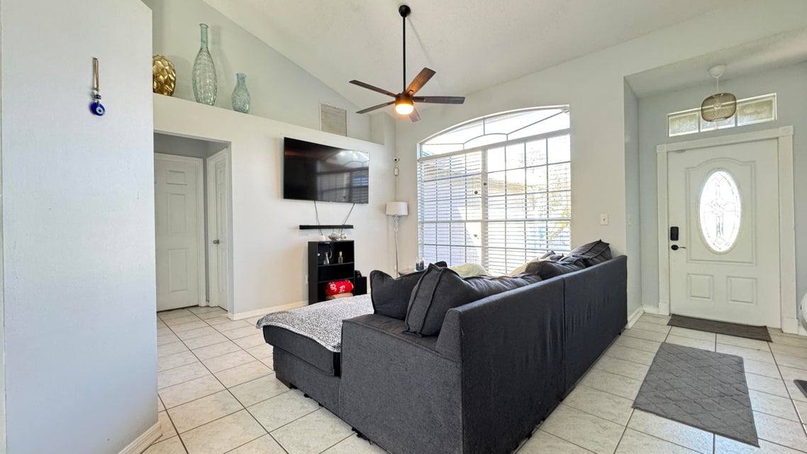House for rent at 2144 SW Vista Rd, Port Saint Lucie, FL 34953