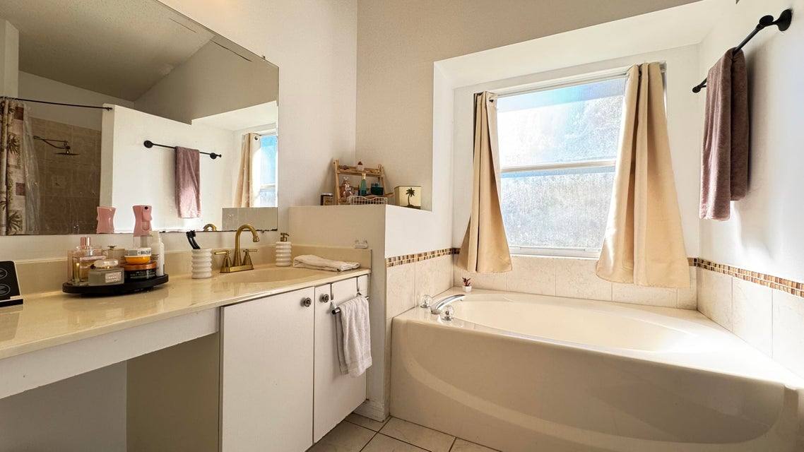 House for rent at 2144 SW Vista Rd, Port Saint Lucie, FL 34953