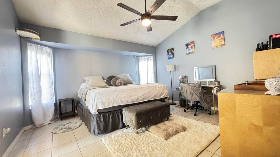 House for rent at 2144 SW Vista Rd, Port Saint Lucie, FL 34953