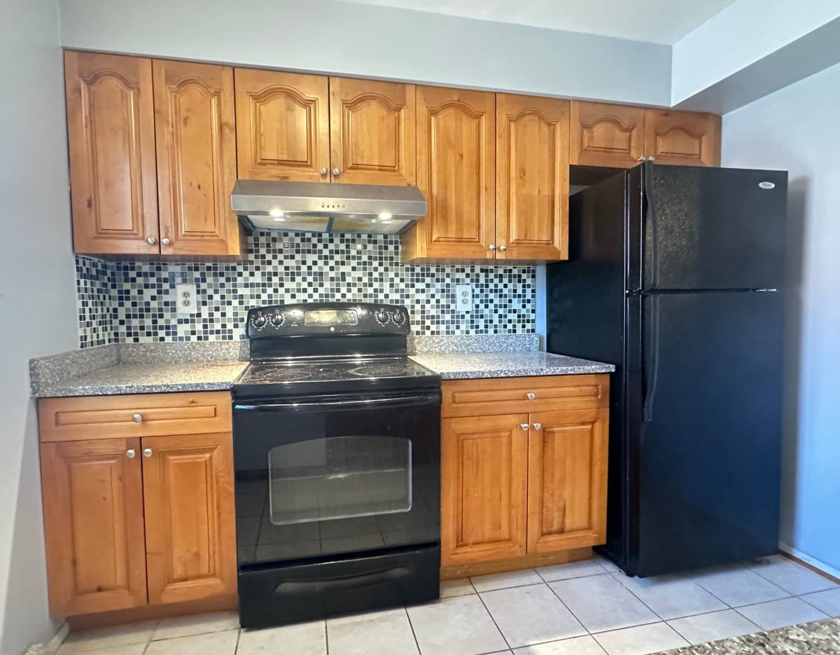 Townhouse for rent at 11553 Sullnick Way, Gaithersburg, MD 20878