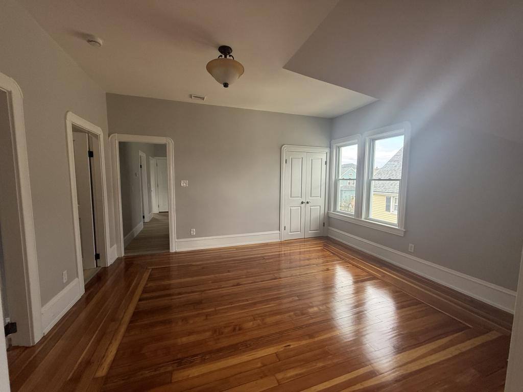 Apartment for rent at 467 Middle St, Fall River, MA 02724