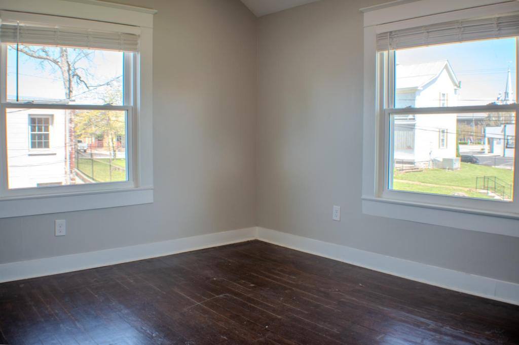 Apartment for rent at 304 W Colville St, McMinnville, TN 37110