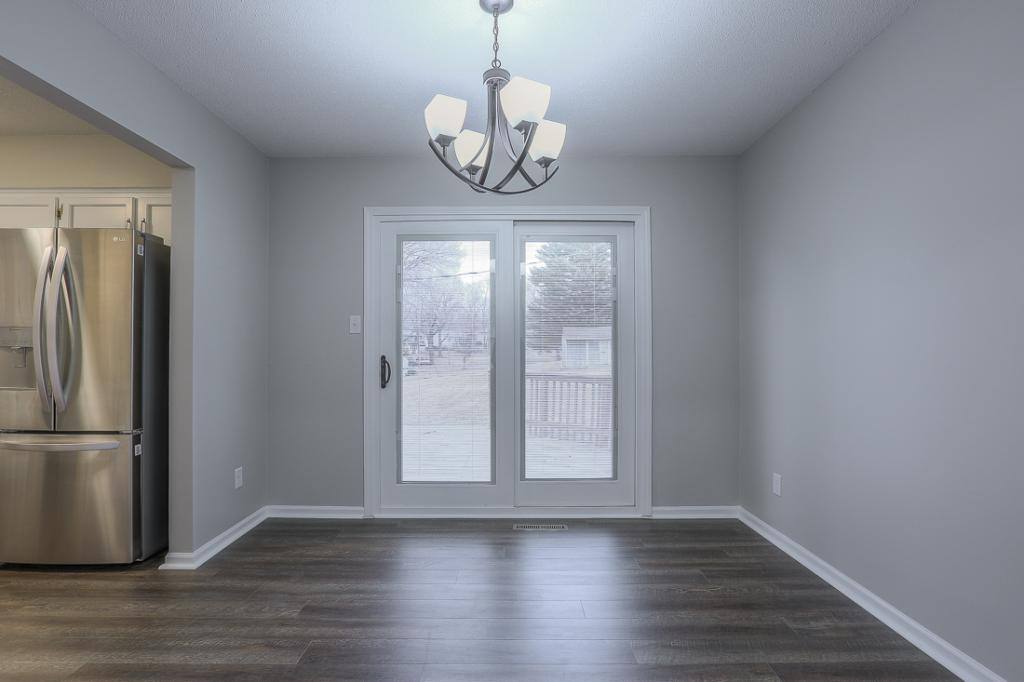 House for rent at 6725 NW Hilldale Dr, Kansas City, MO 64151
