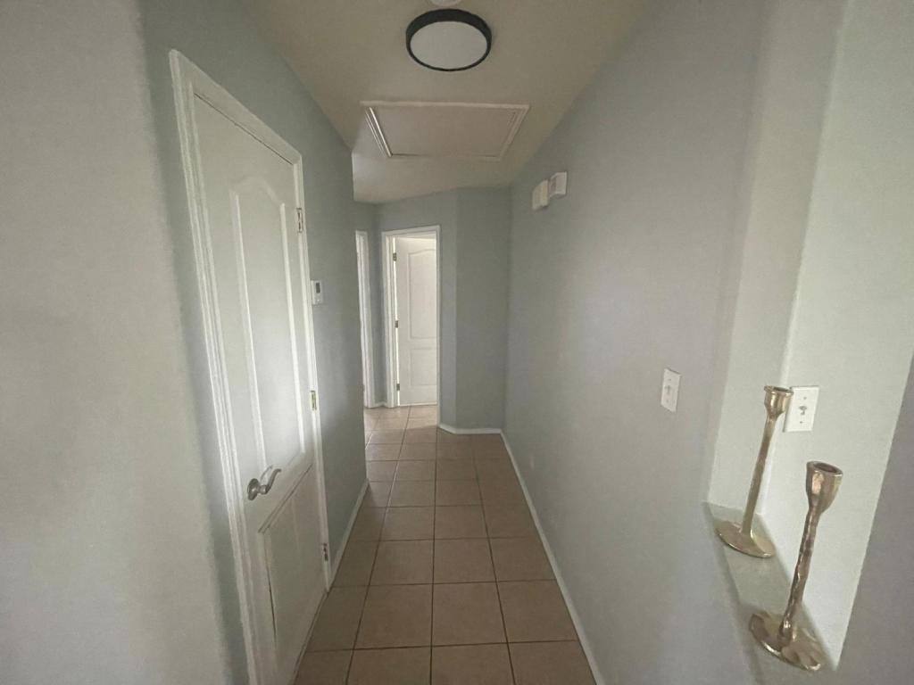 Apartment for rent at 1301 N Sal St #4, Edinburg, TX 78541