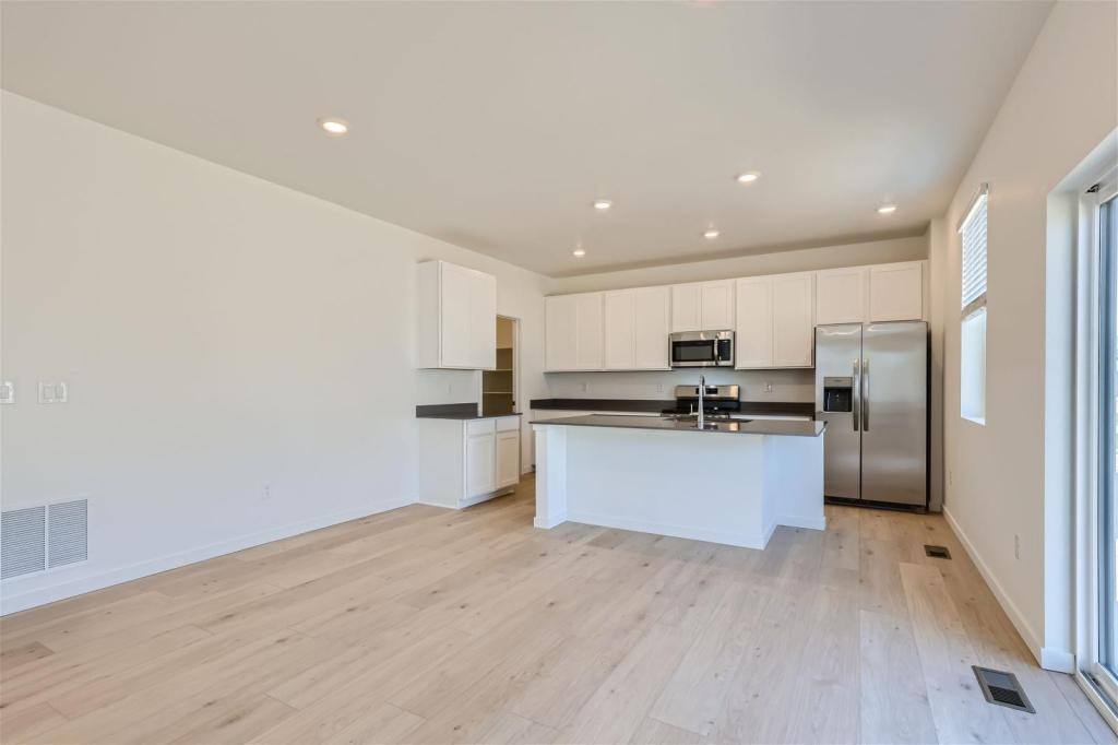 House for rent at 10983 Olathe St, Commerce City, CO 80022