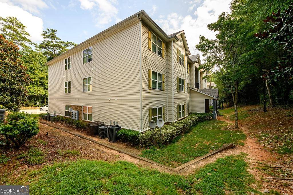 Condo for rent at 6301 Fairington Village Dr, Lithonia, GA 30038