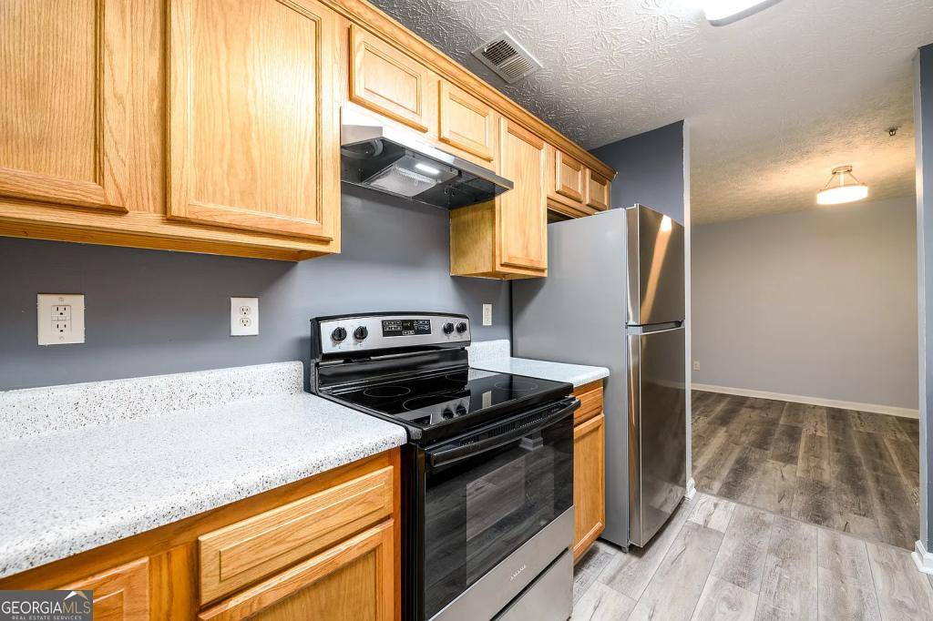 Condo for rent at 6301 Fairington Village Dr, Lithonia, GA 30038