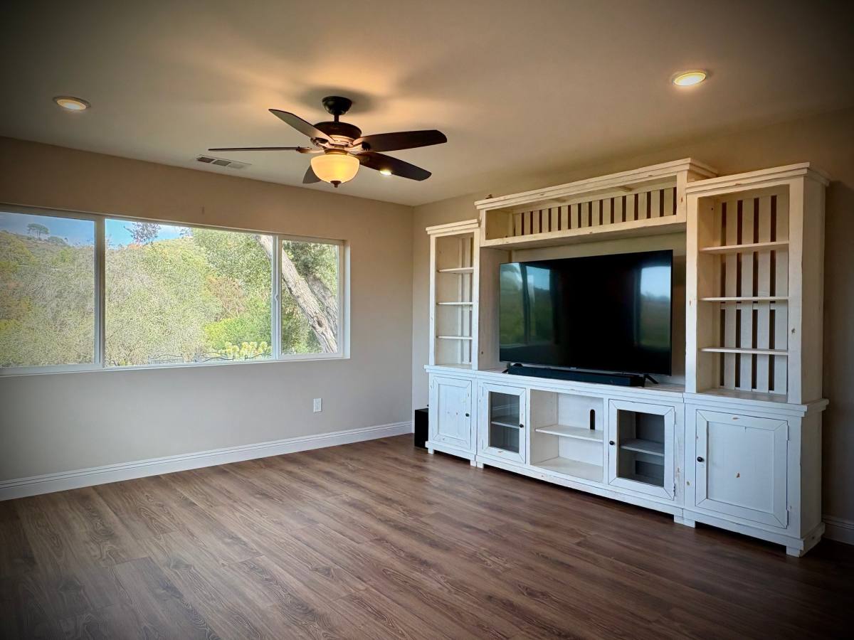 House for rent at 2436 Green Hills Way #A, Vista, CA 92084