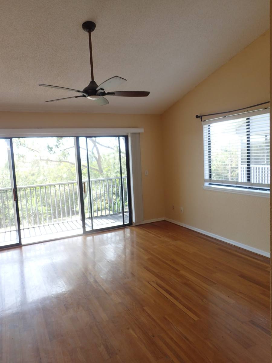 Townhouse for rent at 9614 Tara Cay Court, Seminole, FL 33776