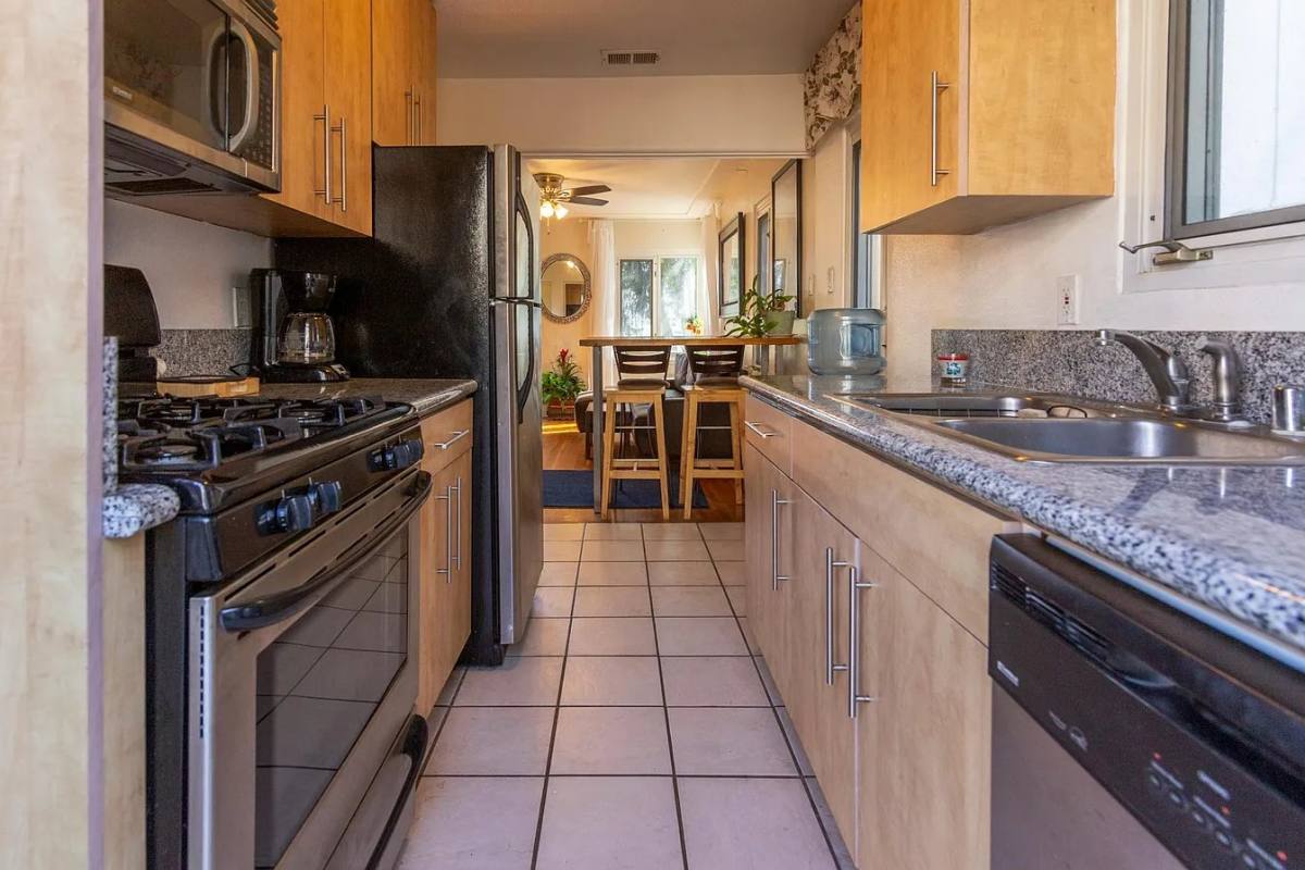 Apartment for rent at 434 Fir St, San Diego, CA 92101