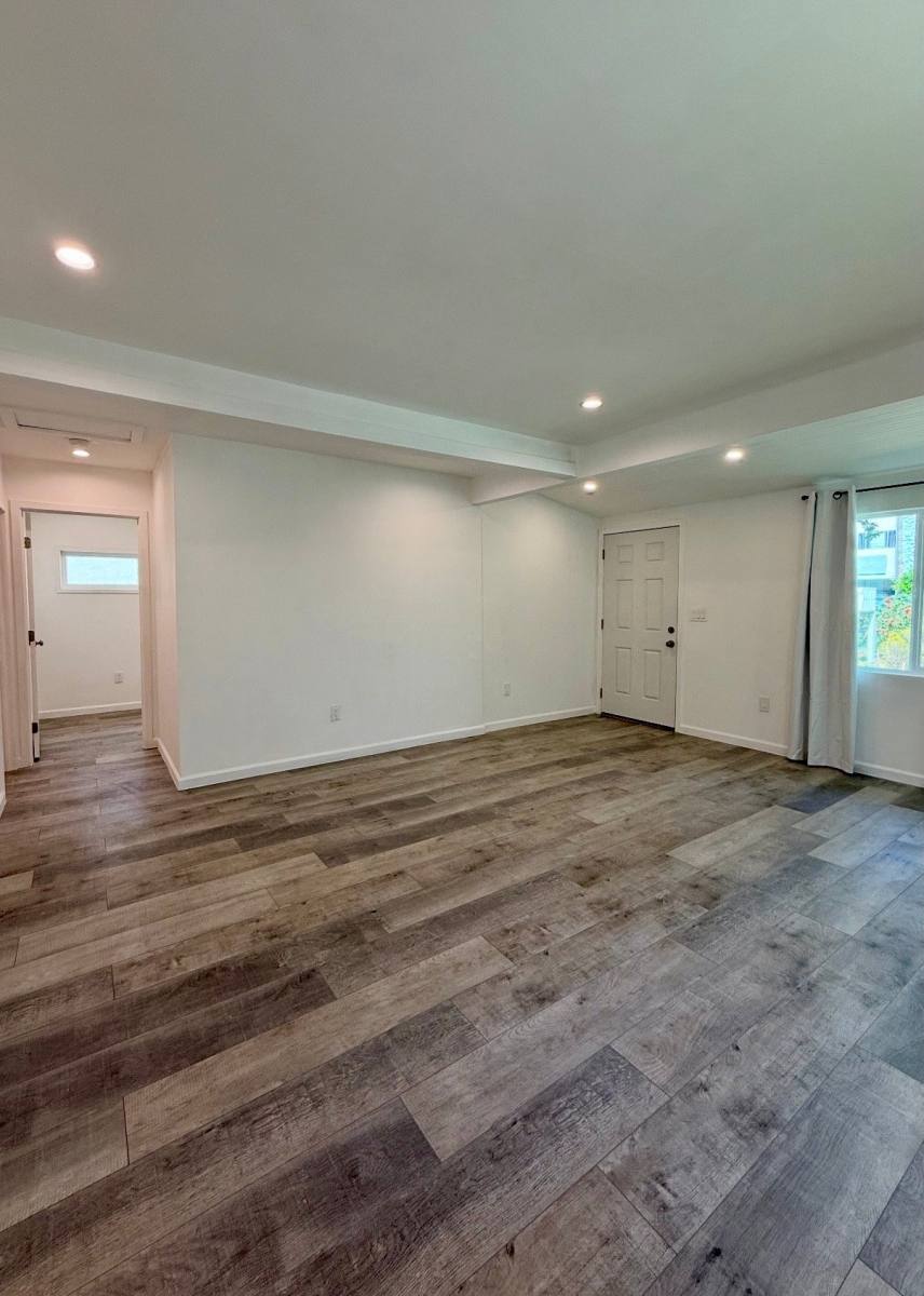 Apartment for rent at 1438 11th St #B, Santa Monica, CA 90401