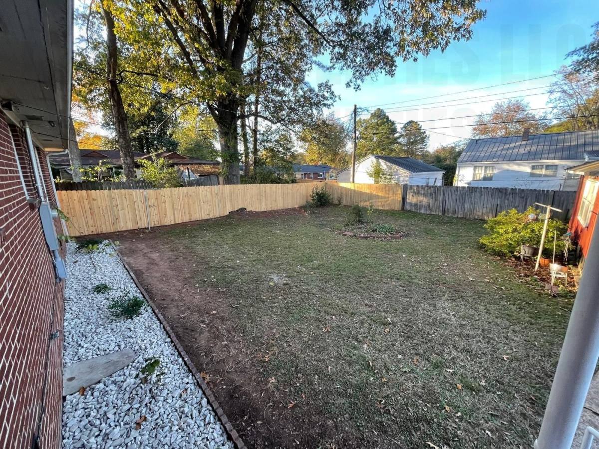House for rent at 1103 E 2nd St, Tuscumbia, AL 35674