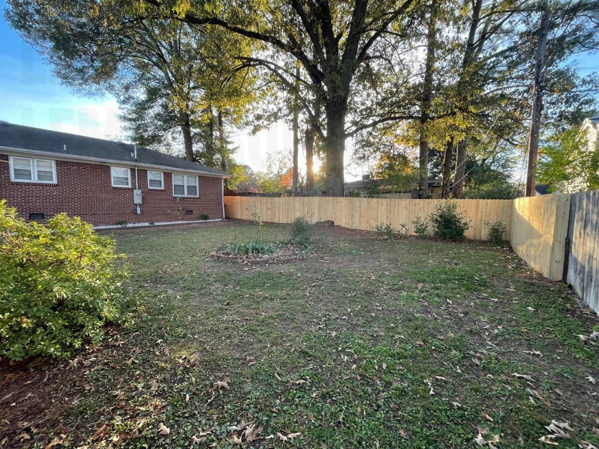 House for rent at 1103 E 2nd St, Tuscumbia, AL 35674