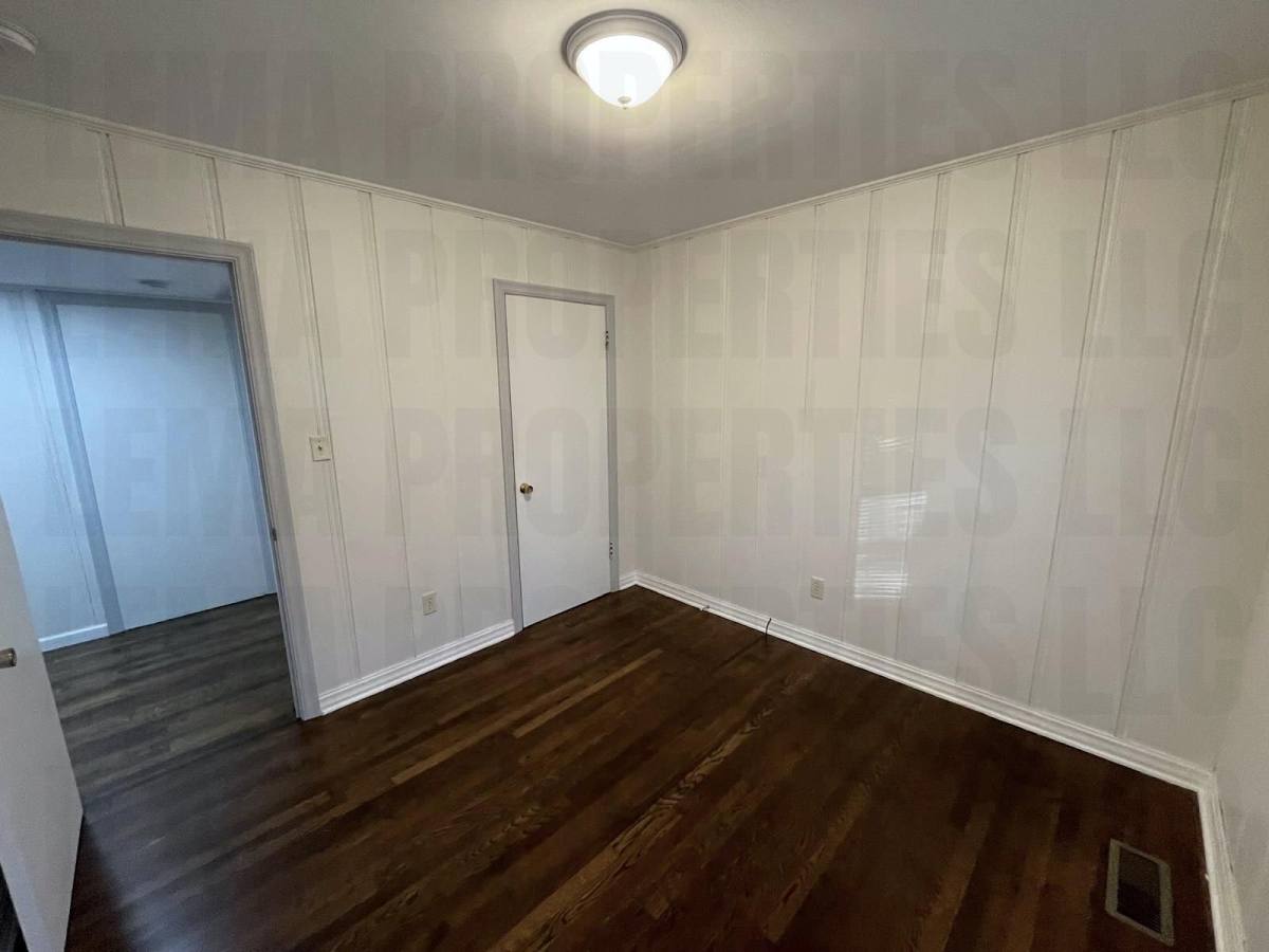 House for rent at 1103 E 2nd St, Tuscumbia, AL 35674