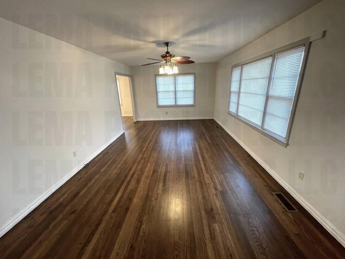 House for rent at 1103 E 2nd St, Tuscumbia, AL 35674
