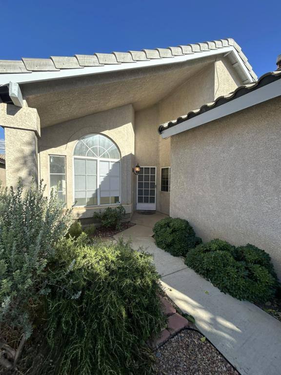 House for rent at 14979 Buckskin Rd, Victorville, CA 92394