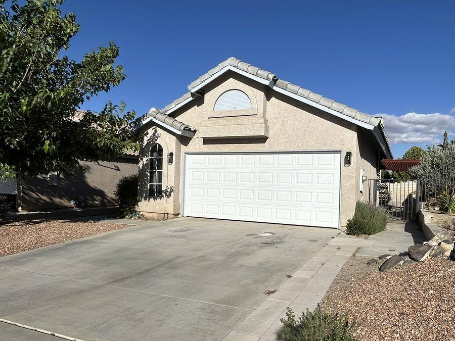 House for rent at 14979 Buckskin Rd, Victorville, CA 92394