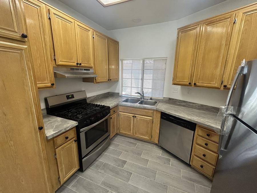 House for rent at 14979 Buckskin Rd, Victorville, CA 92394