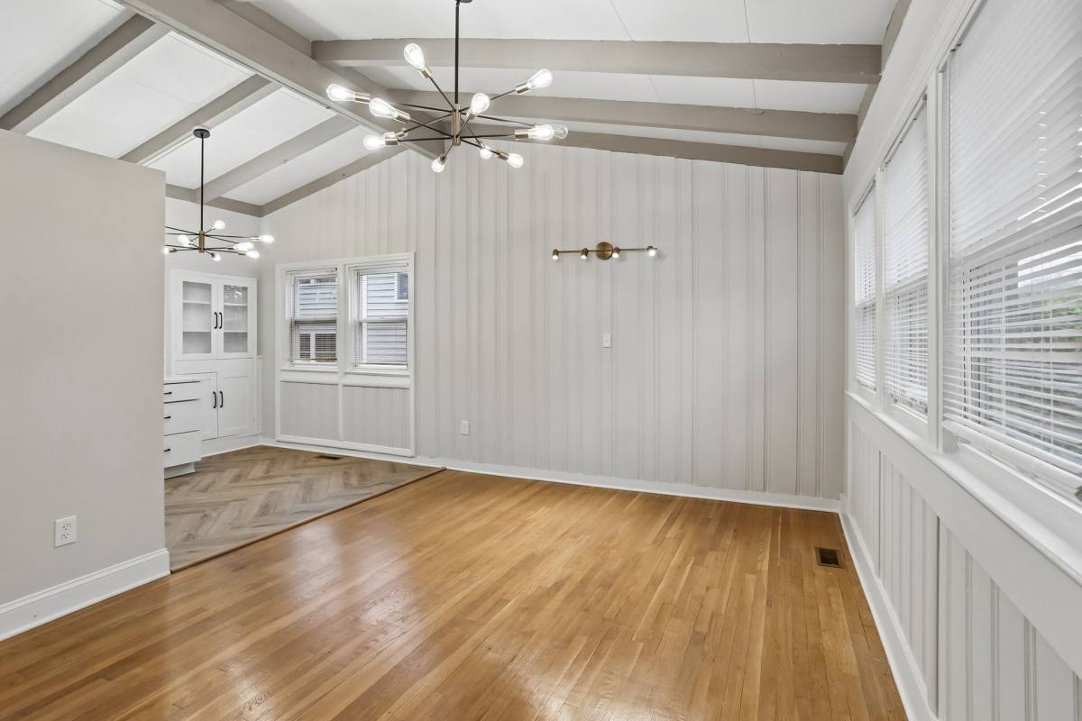 House for rent at 203 Woodland Rd, Rockville, MD 20850