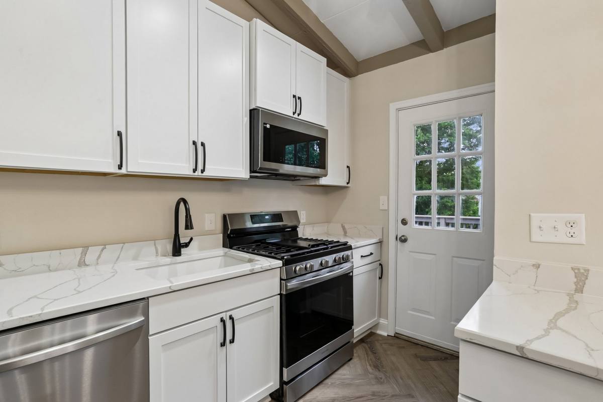 House for rent at 203 Woodland Rd, Rockville, MD 20850