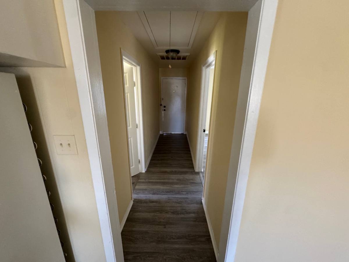 House for rent at 363 State Highway 75 N, Huntsville, TX 77320