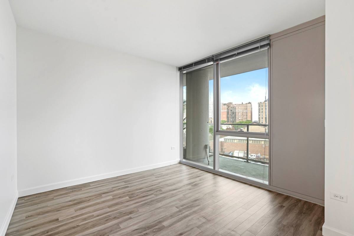Apartment for rent at 3750 N Halsted St, Chicago, IL 60613