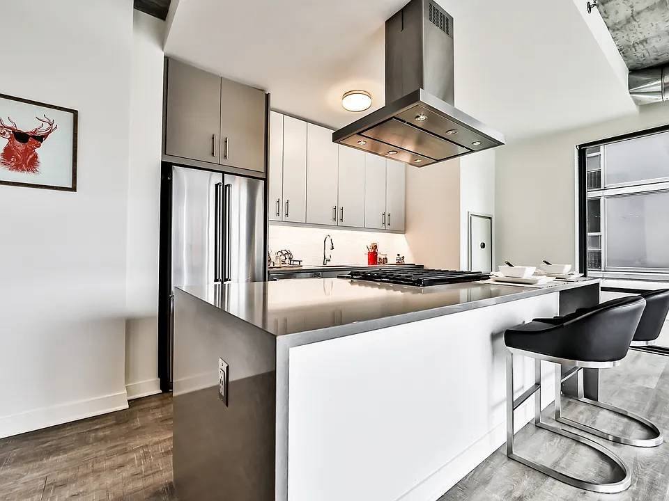 Apartment for rent at 419 E Ohio St, Chicago, IL 60611
