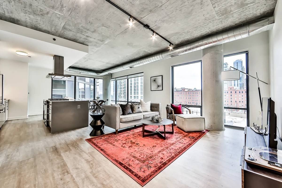 Apartment for rent at 419 E Ohio St, Chicago, IL 60611