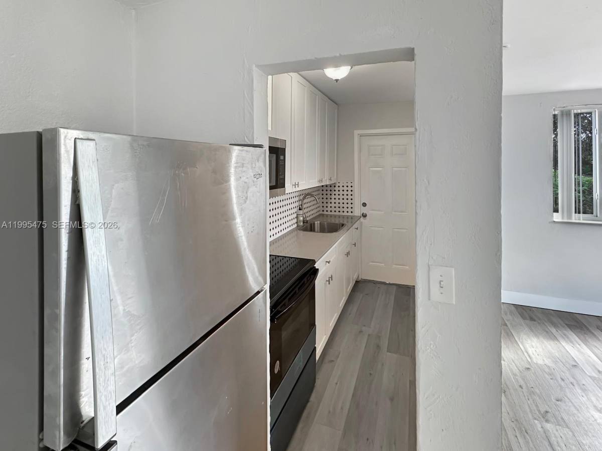 Apartment for rent at 6647 SW 59th Place #101, Miami, FL 33143