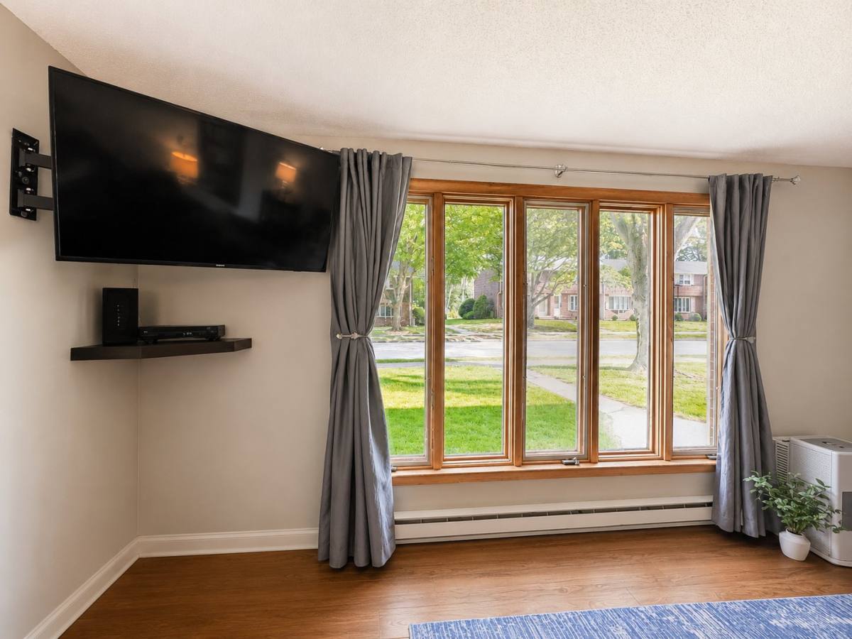 Townhouse for rent at 30 Villa Rd, Westbrook, ME 04092