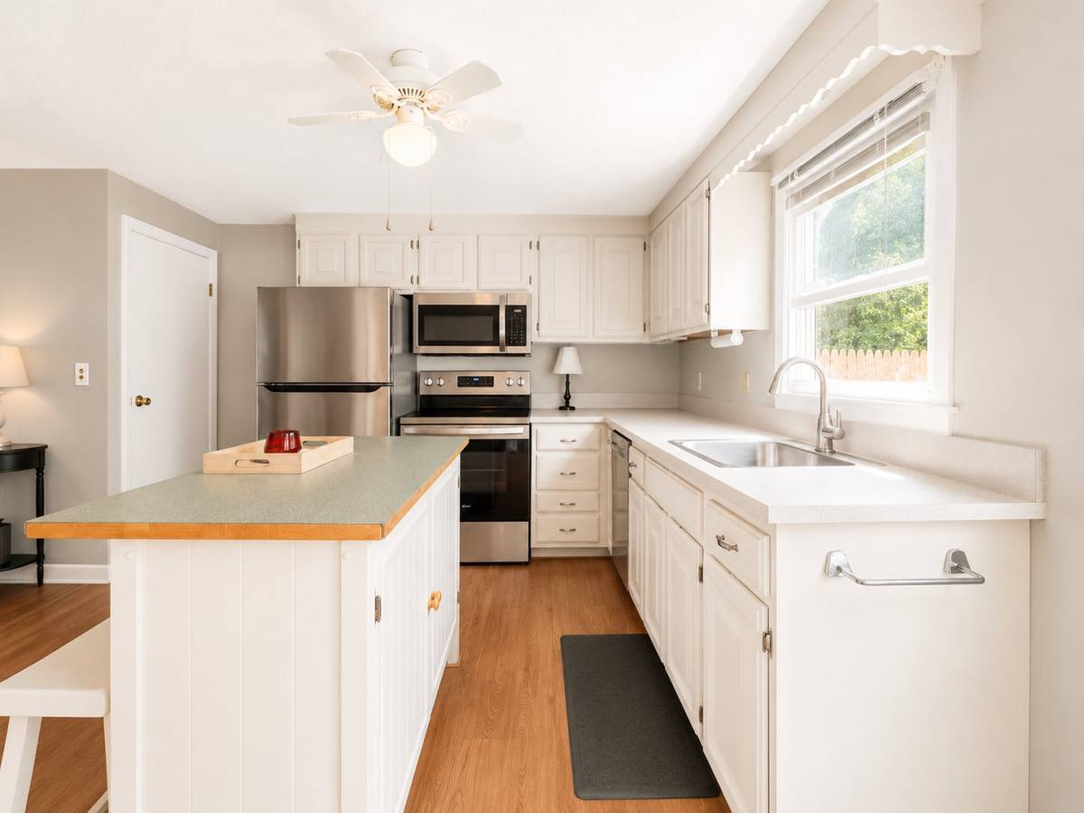 Townhouse for rent at 30 Villa Rd, Westbrook, ME 04092