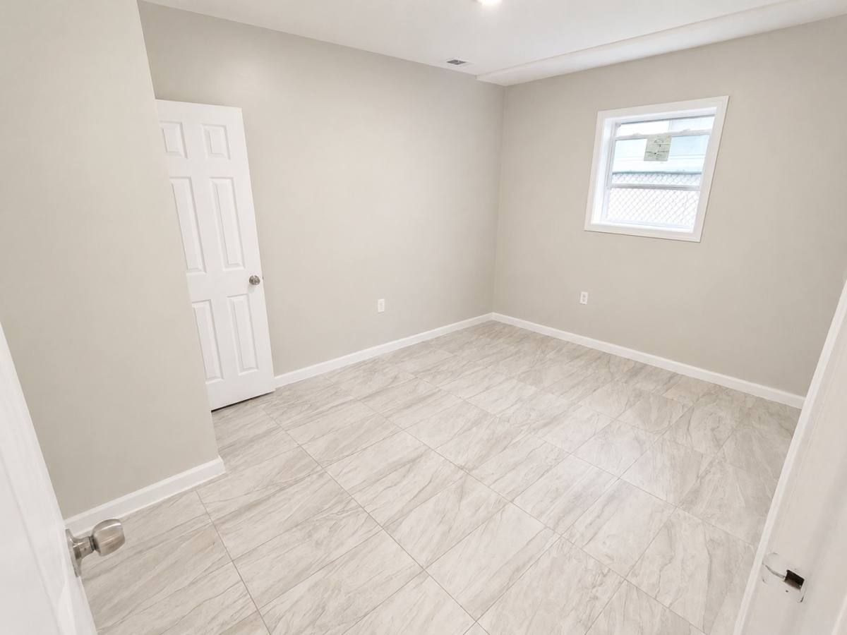 Apartment for rent at 132 Fabyan Place #1, Newark, NJ 07112