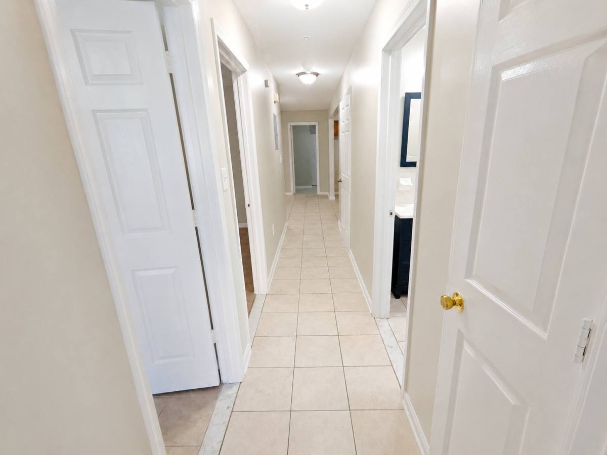 Apartment for rent at 132 Fabyan Place #1, Newark, NJ 07112